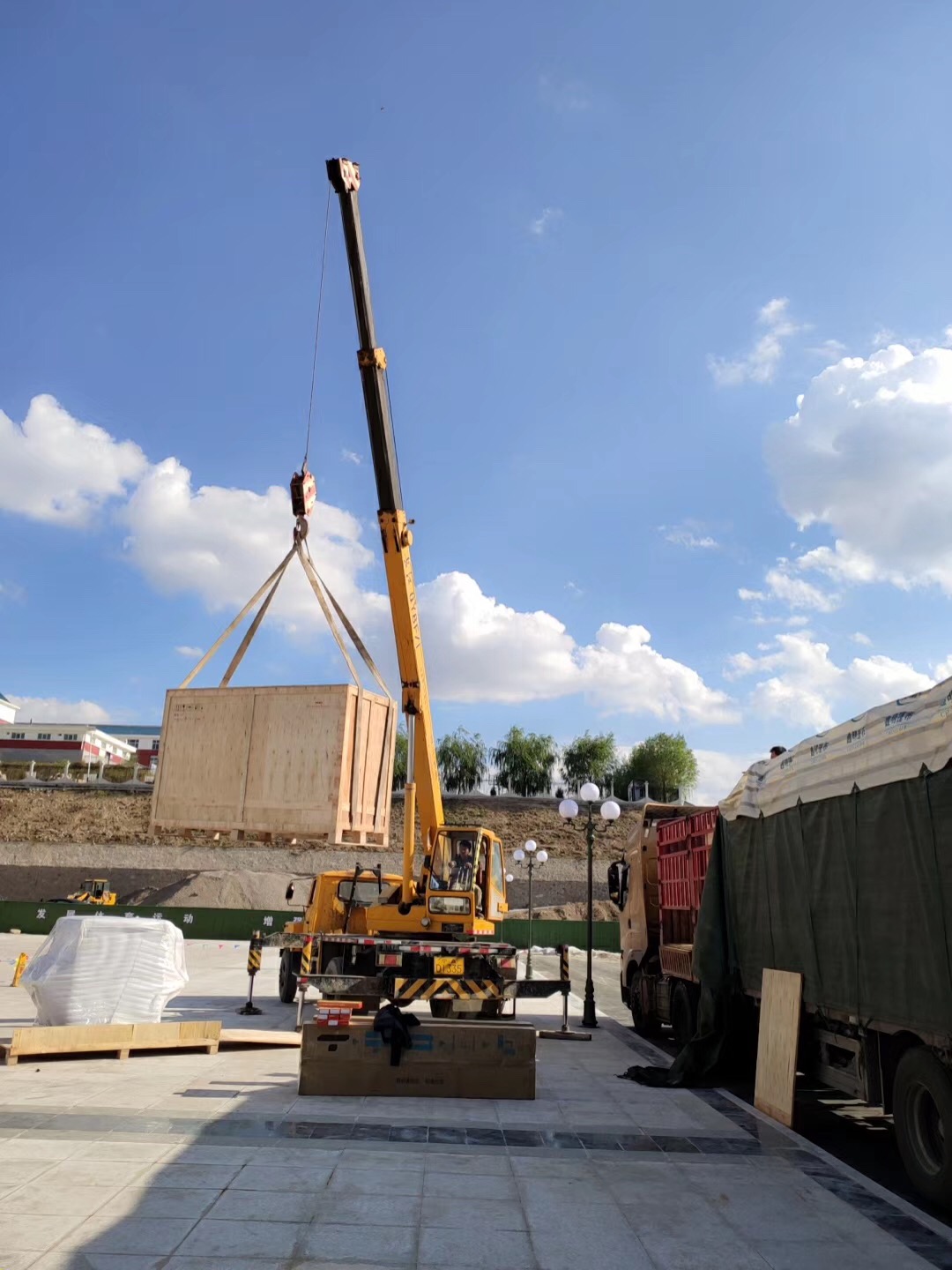 天美mv星空mv免费观看安檢機安（ān）檢門等安檢設備在寧夏（xià）海原縣首屆建設杯籃球運動會投入（rù）使用