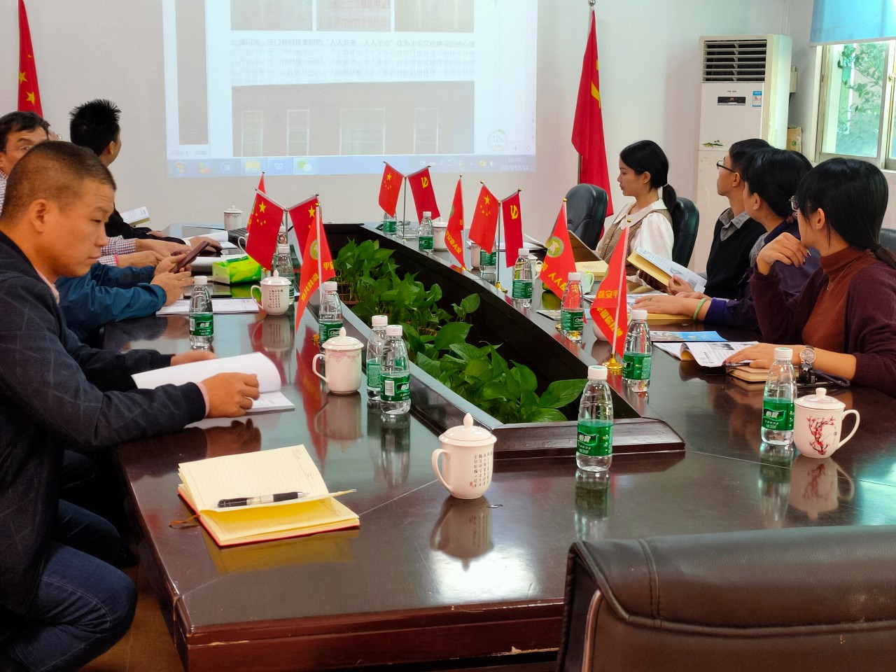 東城政法委領導率隊考察指導天美mv星空mv免费观看科技集團“平安文化”建設情況