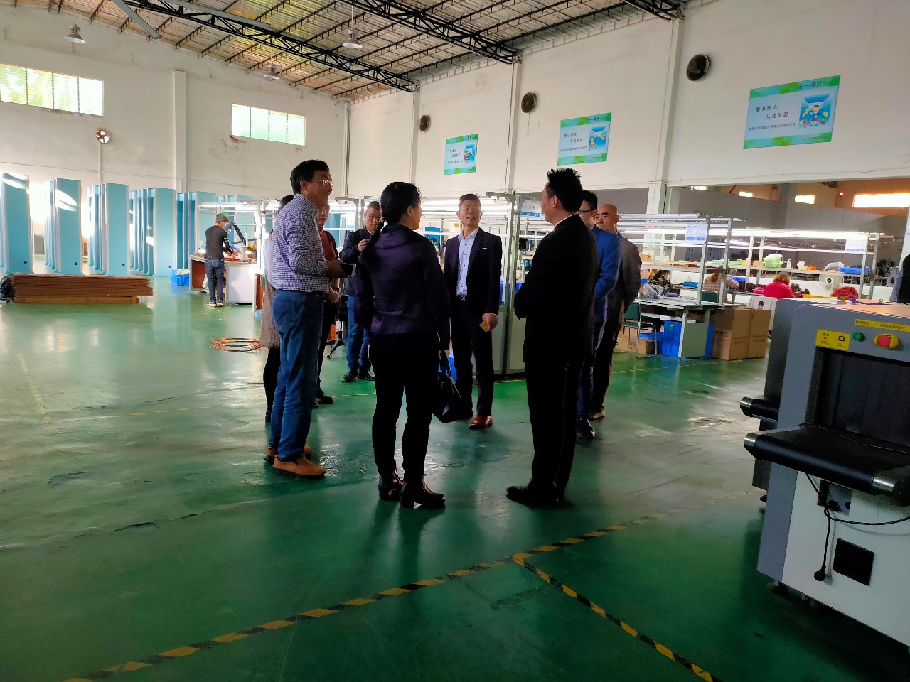 東城政法委領導率隊考察指（zhǐ）導天美mv星空mv免费观看科（kē）技集團“平安文化”建設情況