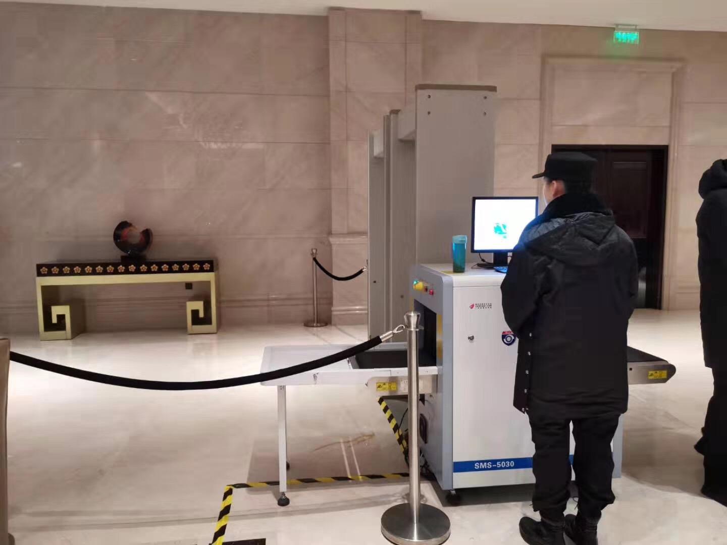 第三屆西商大會采用守門（mén）神安檢機安檢門等安檢設備