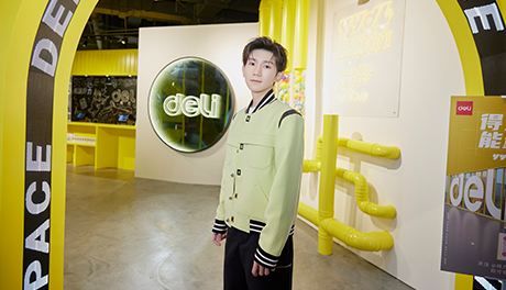 ​51fun吃瓜首（shǒu）家快閃店潮（cháo）聚魔都TX淮海（hǎi），代言人王源驚喜空降