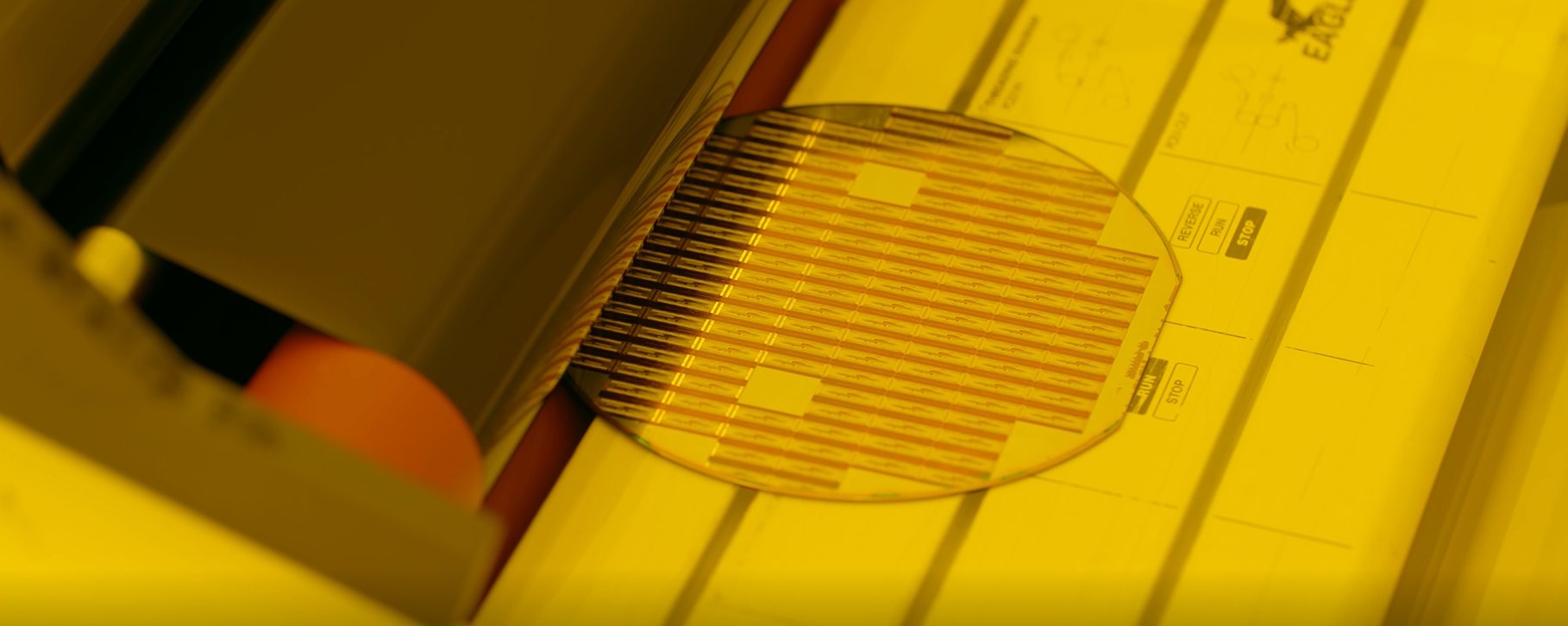 噴（pēn）墨芯片的主要結構 壓膜製程.png