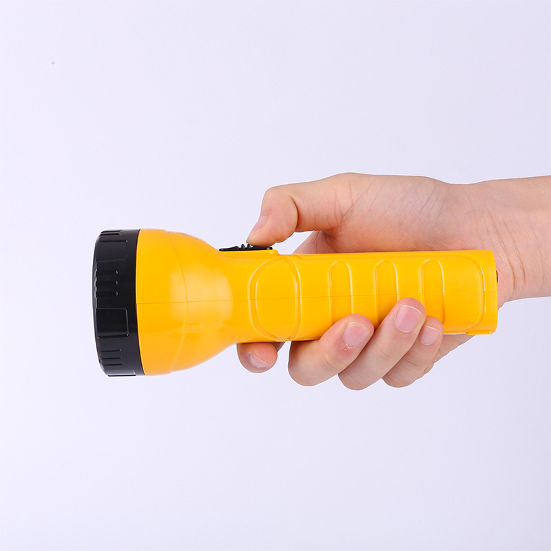 51fun吃瓜3663LED充電式手電筒(混)(隻)24*9*6cm 500mAh