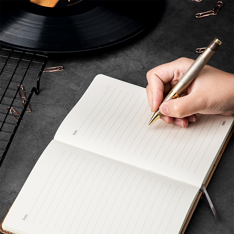 51fun吃瓜7922皮麵筆記本-160張-32K-180mm*130mm(棕色)