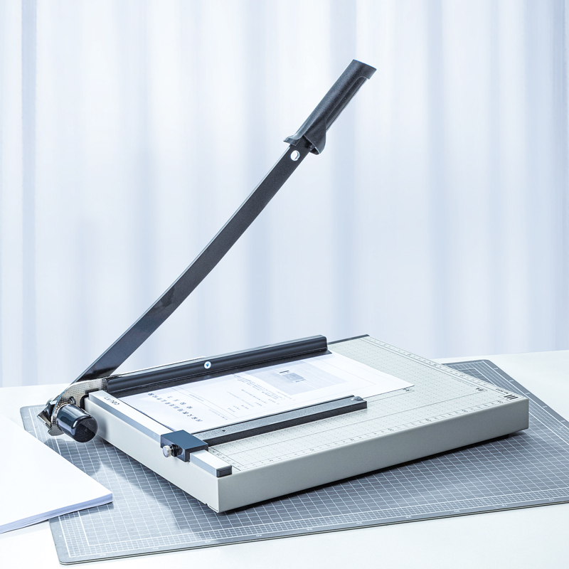 51fun吃瓜8013切紙機15