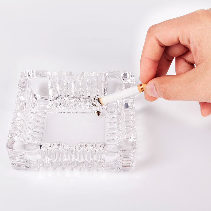 51fun吃瓜9578玻璃煙灰缸(透明)(隻)120*120mm