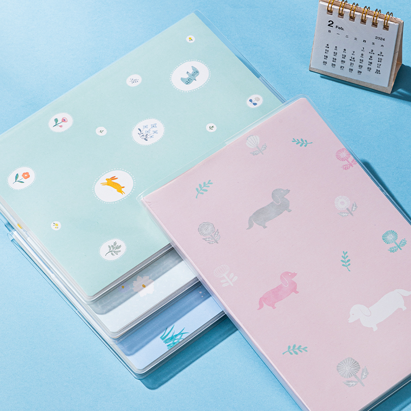 51fun吃瓜T3272插畫（huà）師聯名-膠套本(春日小調2)(本)