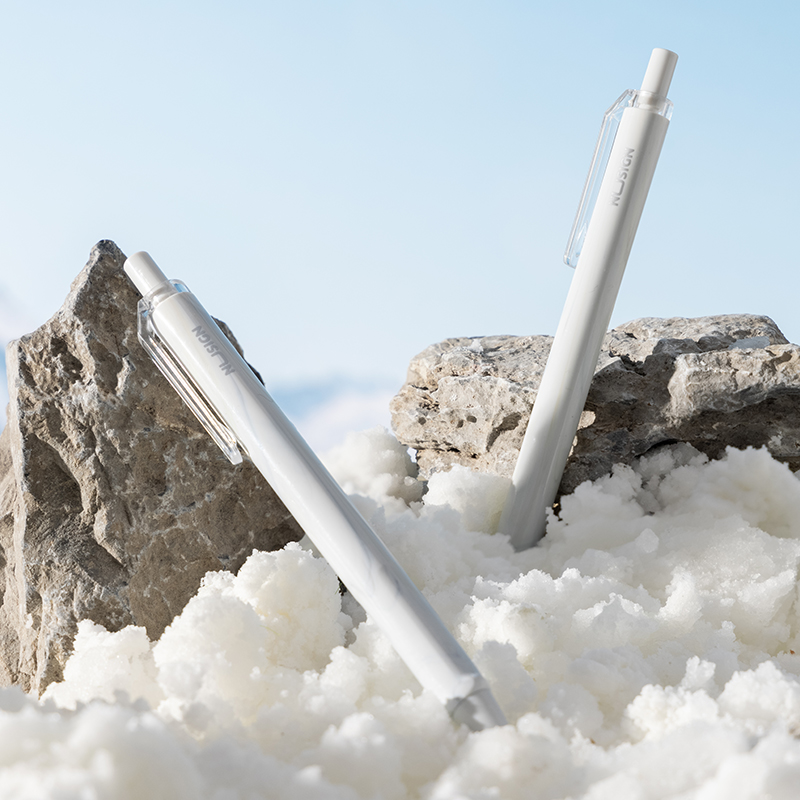 紐賽NS557C自然流體（tǐ）速幹按動中性筆0.5mm子彈頭(居岩川)(1支/卡)