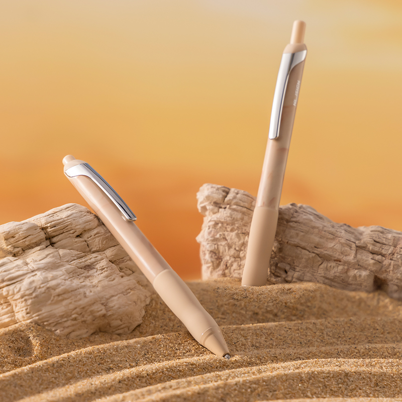 紐賽NS666C速（sù）幹按動紐賽中性（xìng）筆0.5mm子彈頭(沙丘（qiū）影)(1支/卡)