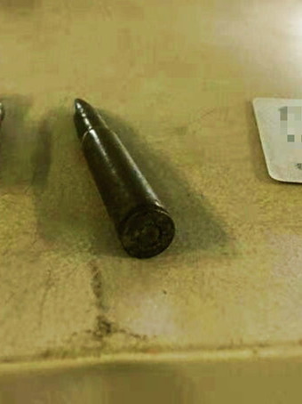 糊塗（tú）老人攜帶子彈過安檢被拘留