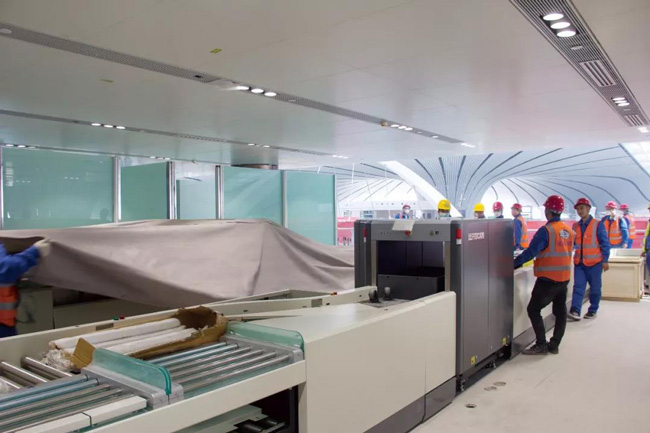 一名（míng）婦女因闖入蘇州（zhōu）火車站安檢並毆打安檢人員（yuán）而於15日被捕